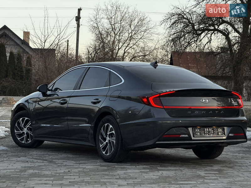 Седан Hyundai Sonata 2023 в Львове