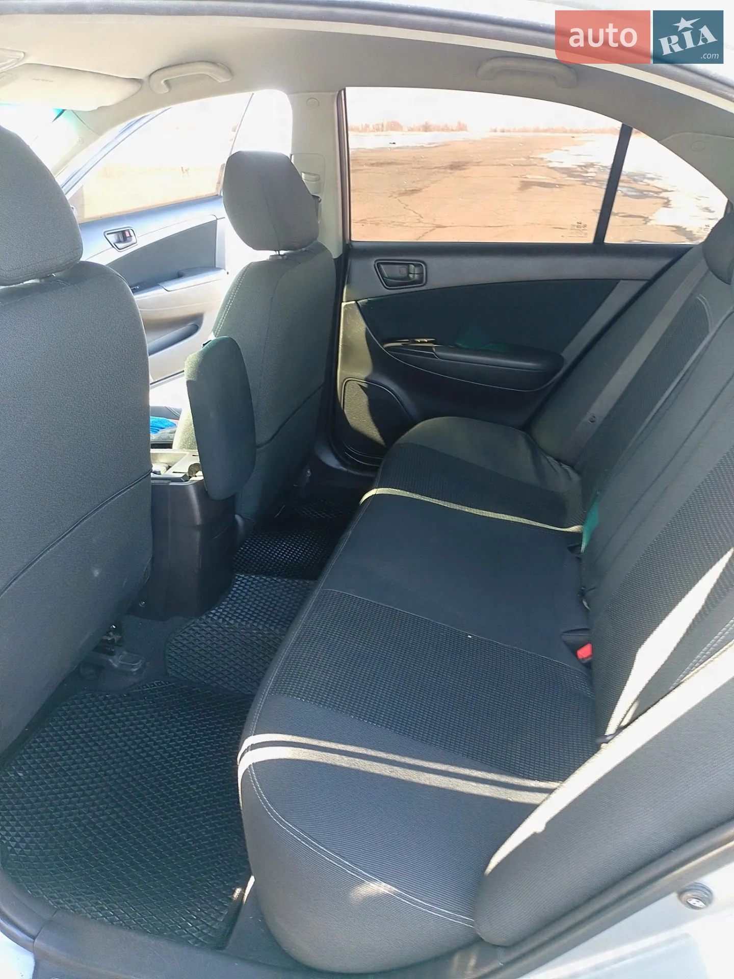 Hyundai Sonata 2010 VIN KMHEU41AP9A653599 фото оголошення 23 з 26