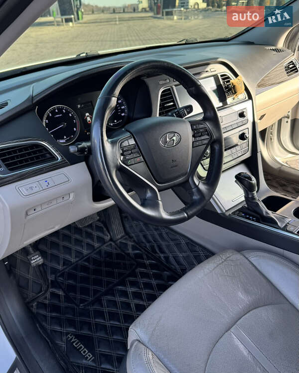 Седан Hyundai Sonata 2014 в Виннице