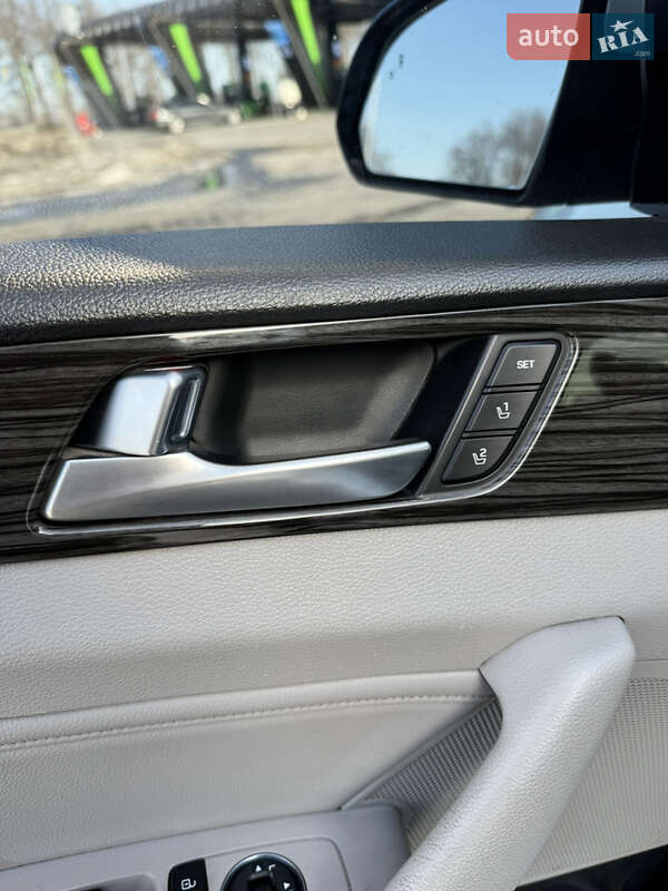 Седан Hyundai Sonata 2014 в Виннице