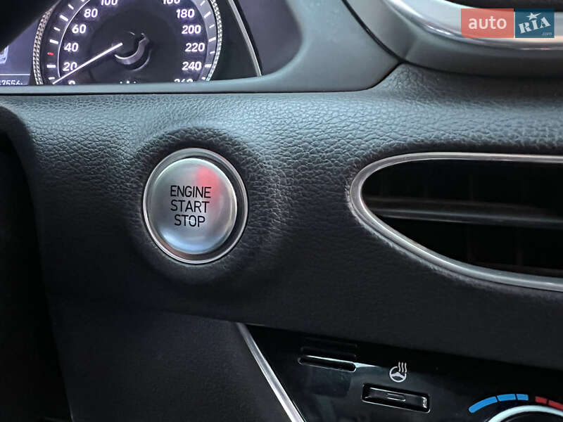 Седан Hyundai Sonata 2019 в Киеве