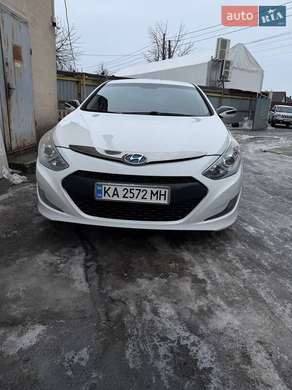 Седан Hyundai Sonata 2014 в Киеве фото 2 Седан Hyundai Sonata 2014 в Киеве