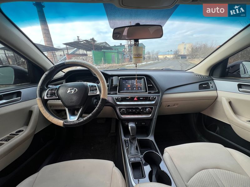 Седан Hyundai Sonata 2019 в Ивано-Франковске