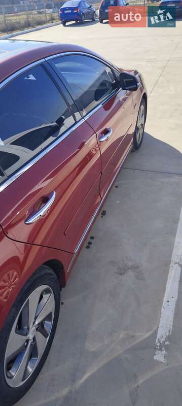 Седан Hyundai Sonata 2015 в Измаиле