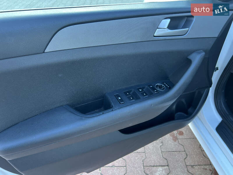 Седан Hyundai Sonata 2017 в Запорожье