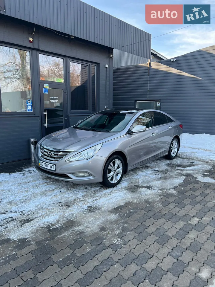 2010 Hyundai Sonata - мініатюра 13