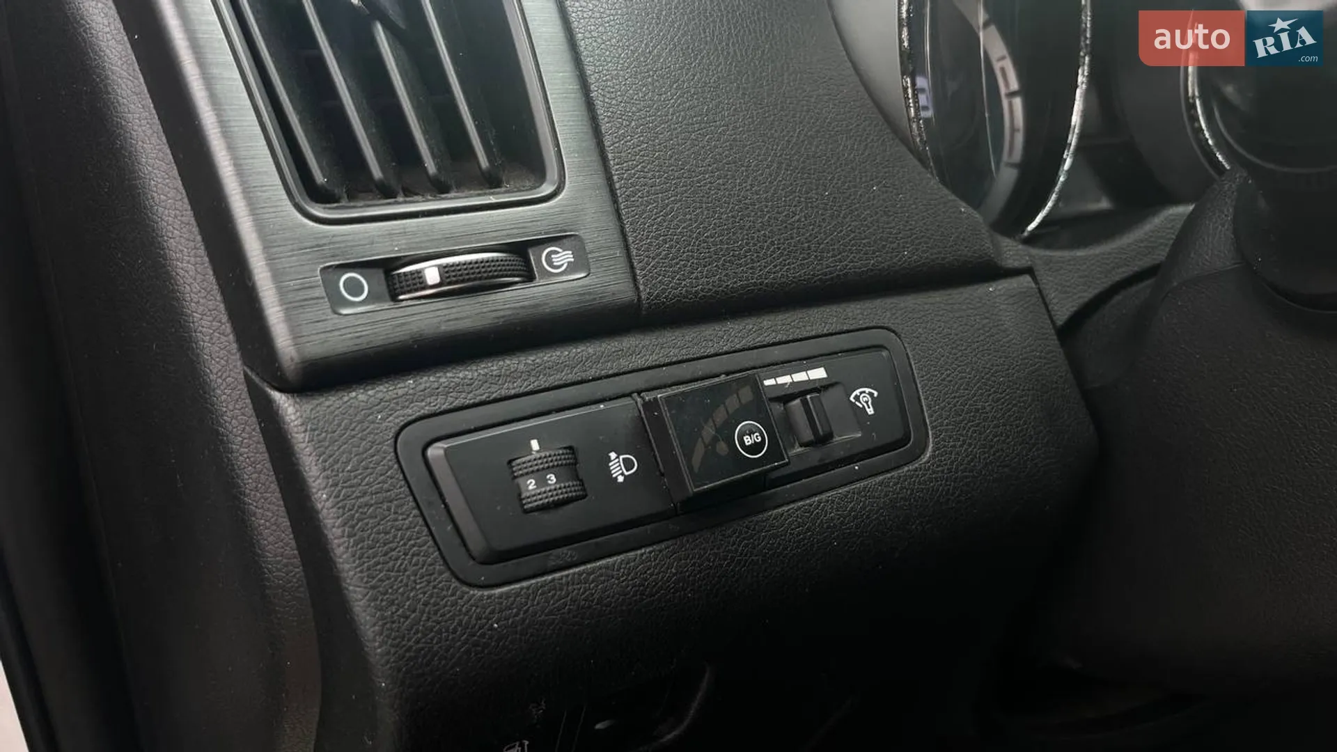 2012 Hyundai Sonata - мініатюра 16