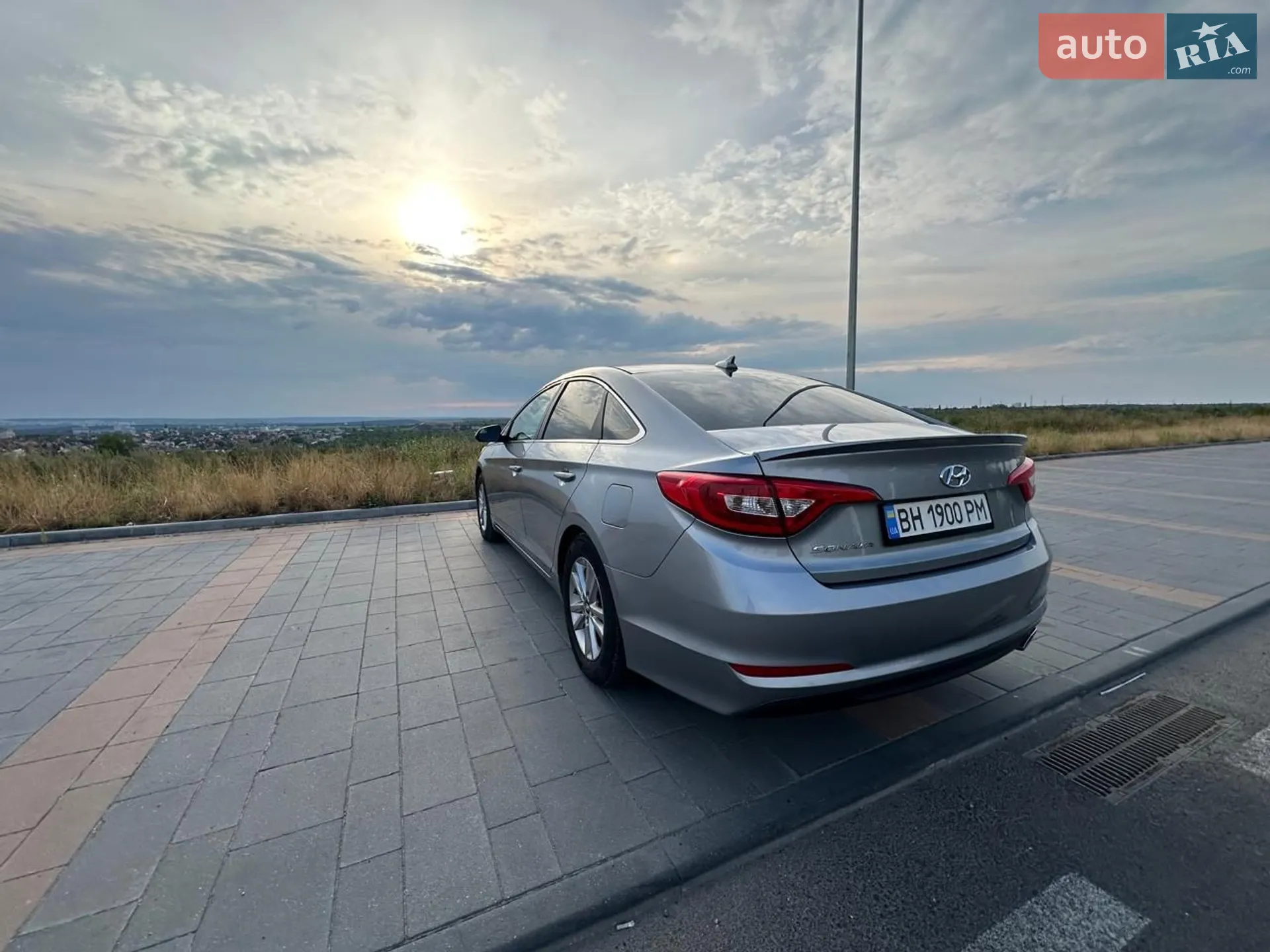 2016 Hyundai Sonata - мініатюра 13