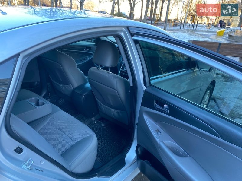 Седан Hyundai Sonata 2014 в Житомире