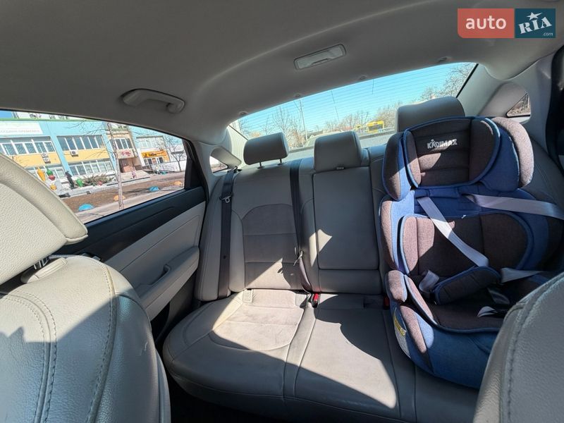 Седан Hyundai Sonata 2016 в Киеве
