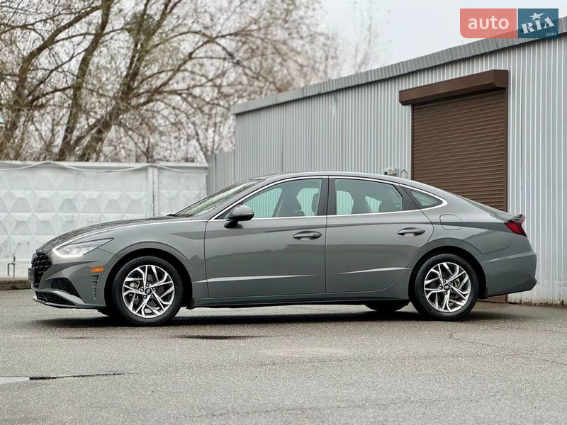 Седан Hyundai Sonata 2022 в Киеве