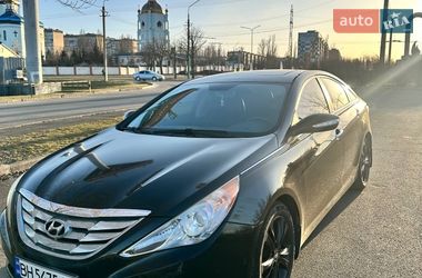Седан Hyundai Sonata 2012 в Кривом Роге