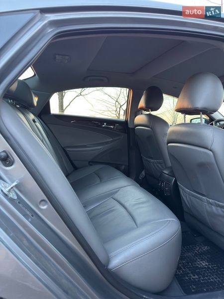 Седан Hyundai Sonata 2012 в Бердичеве