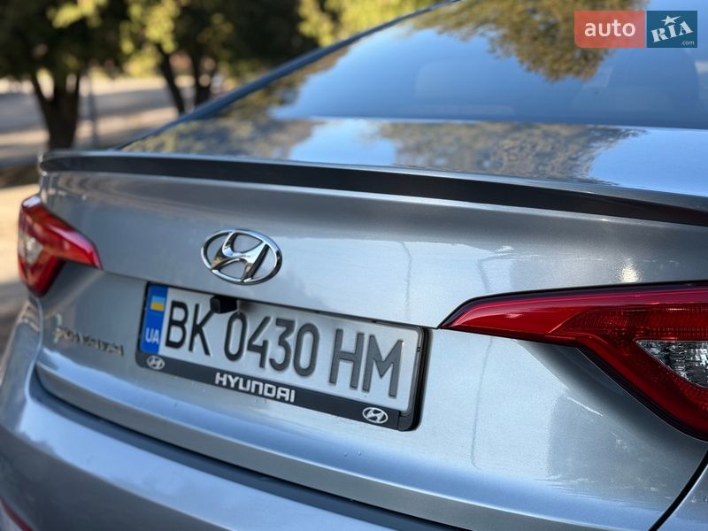 Седан Hyundai Sonata 2016 в Ровно