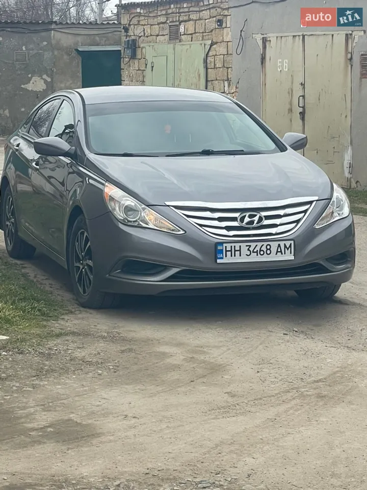 2010 Hyundai Sonata - мініатюра 10