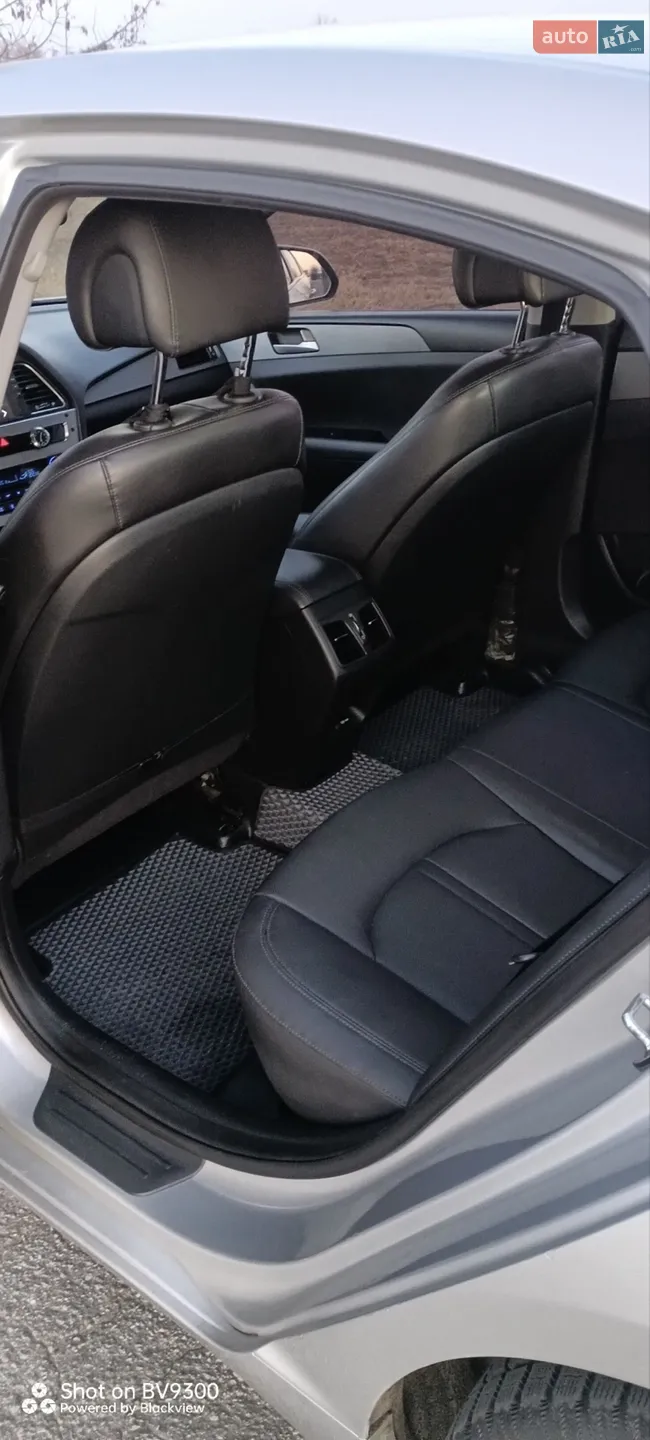 2016 Hyundai Sonata - мініатюра 25