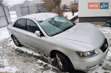 Седан Hyundai Sonata 2005 в Ужгороде