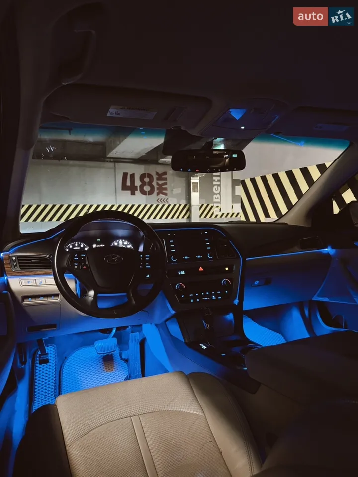 2013 Hyundai Sonata - мініатюра 18