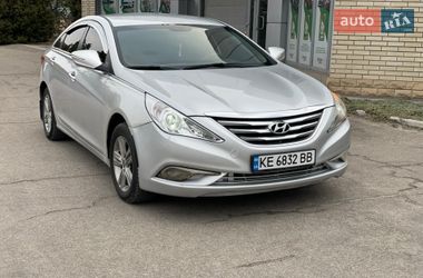 Седан Hyundai Sonata 2013 в Каменском