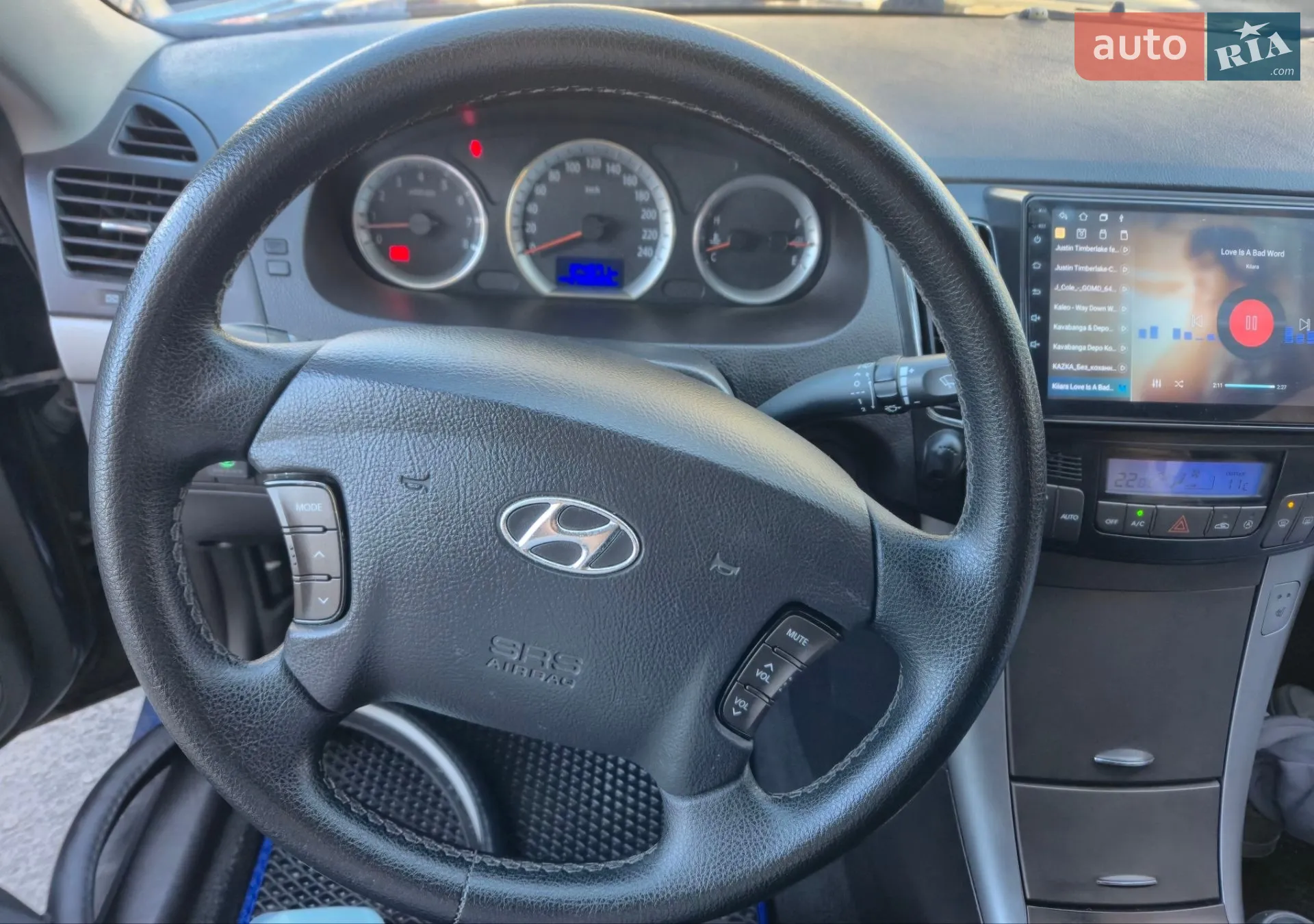 2010 Hyundai Sonata - мініатюра 9
