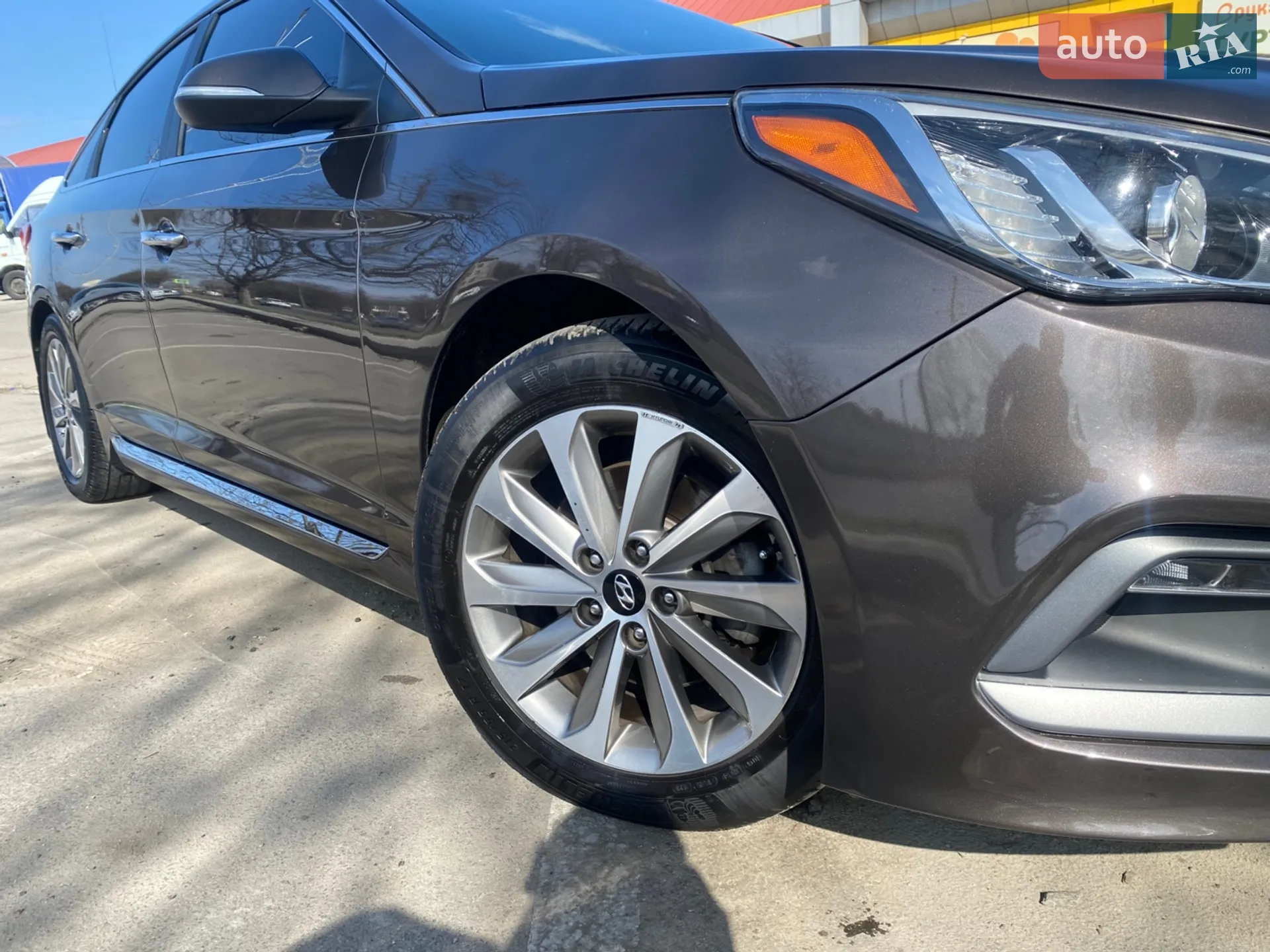 2017 Hyundai Sonata - мініатюра 21