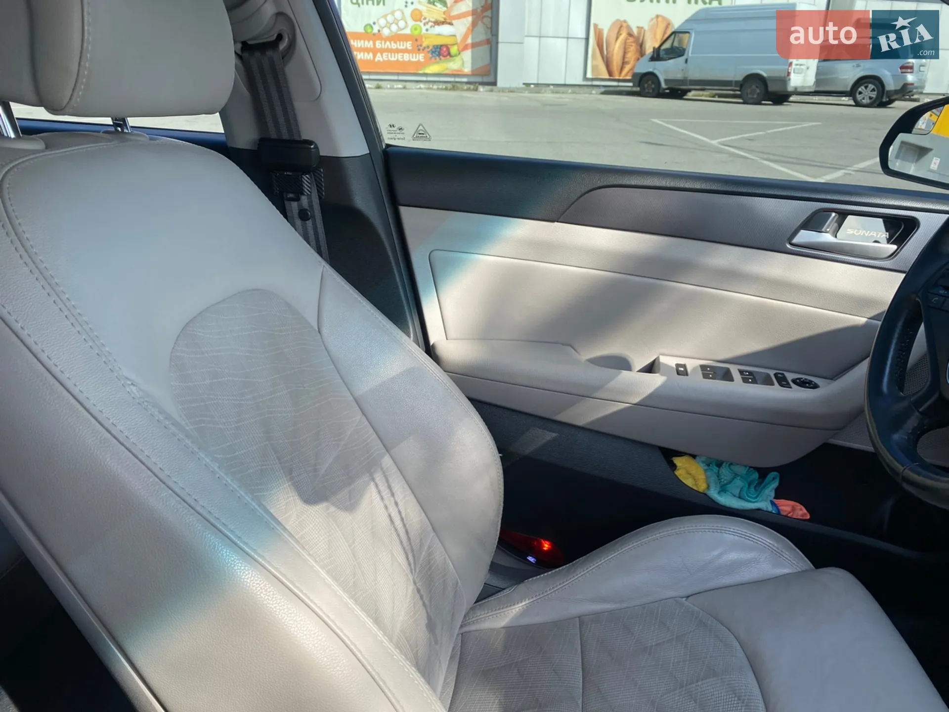 2017 Hyundai Sonata - мініатюра 30