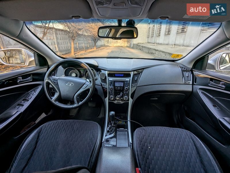 Седан Hyundai Sonata 2010 в Одессе