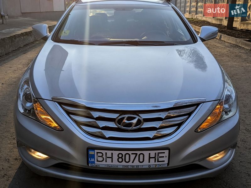 Седан Hyundai Sonata 2010 в Одессе