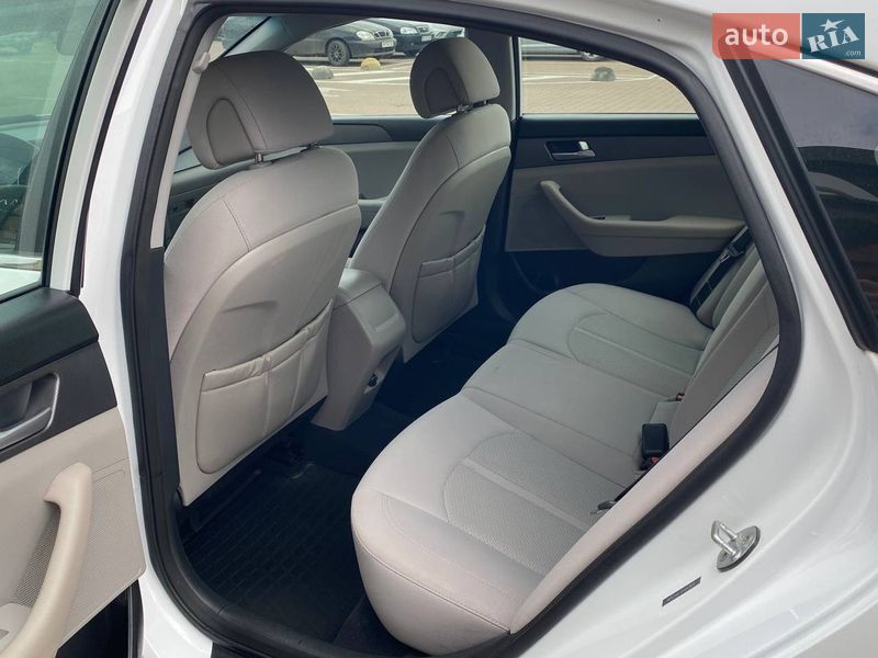 Седан Hyundai Sonata 2014 в Житомире