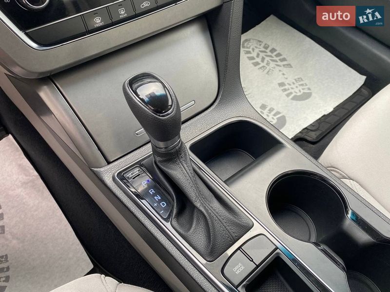 Седан Hyundai Sonata 2014 в Житомире