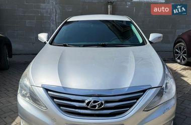 Седан Hyundai Sonata 2014 в Бершаді