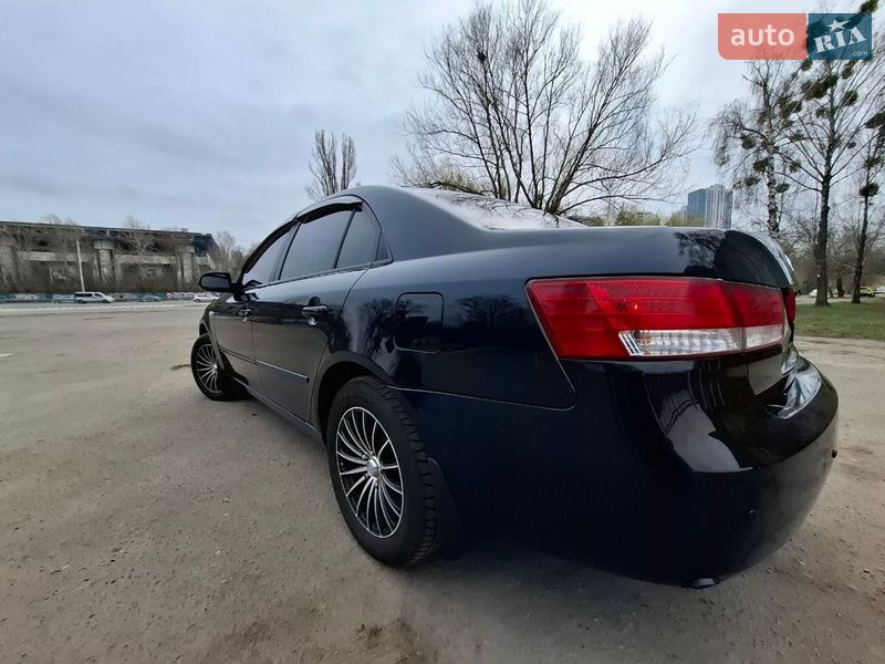 Седан Hyundai Sonata 2008 в Киеве
