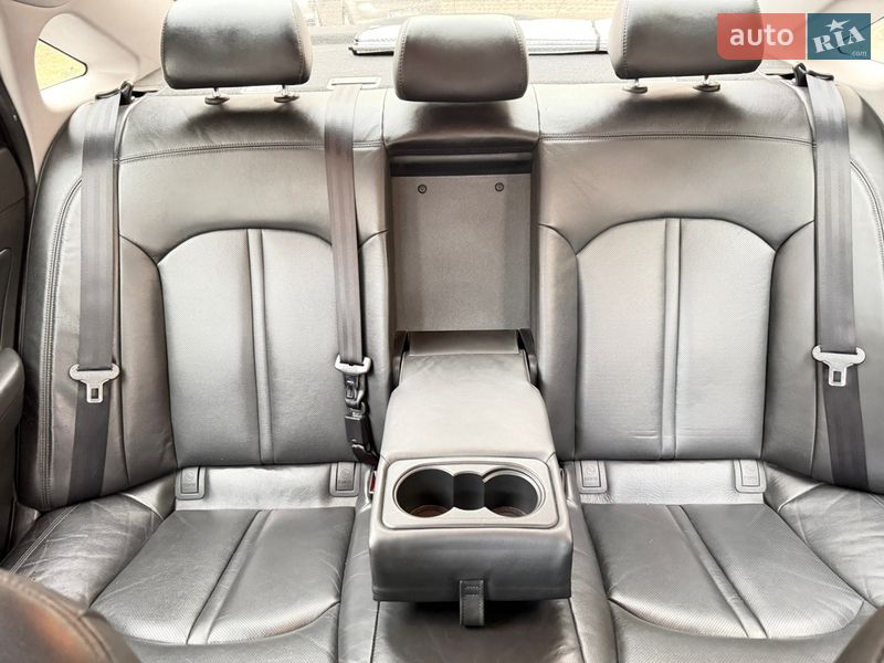 Седан Hyundai Sonata 2016 в Софиевской Борщаговке