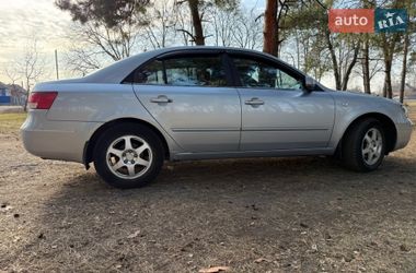 Седан Hyundai Sonata 2005 в Гребенке