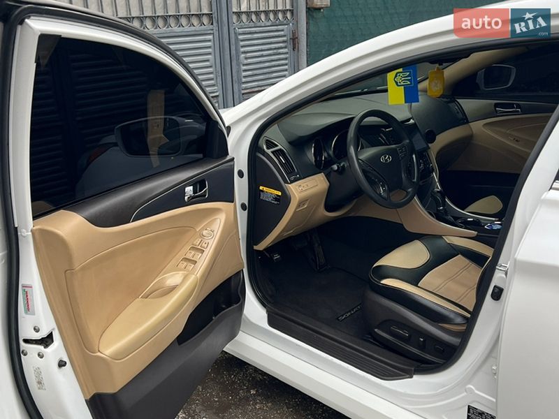 Седан Hyundai Sonata 2011 в Одессе