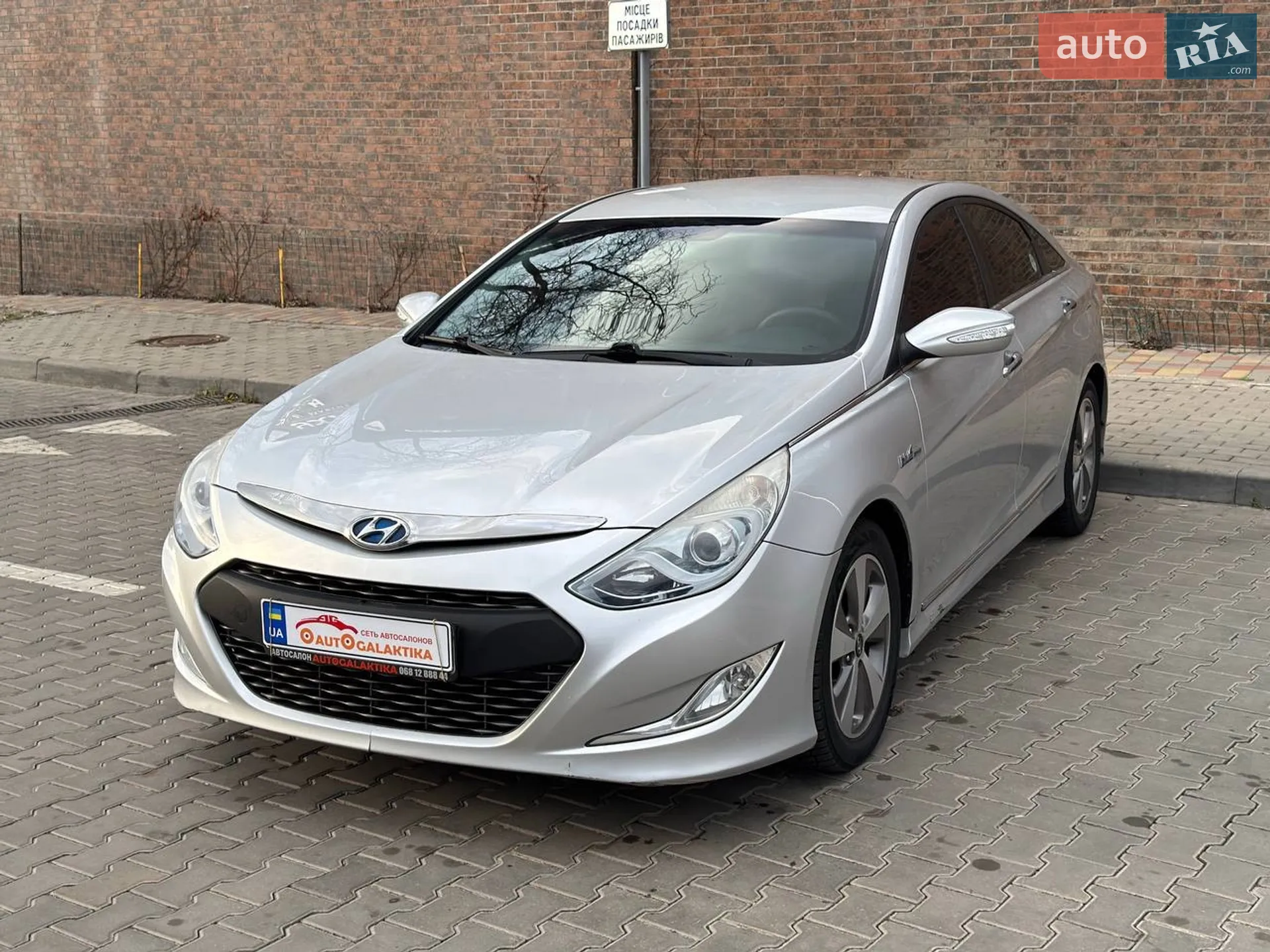 2011 Hyundai Sonata - мініатюра 3