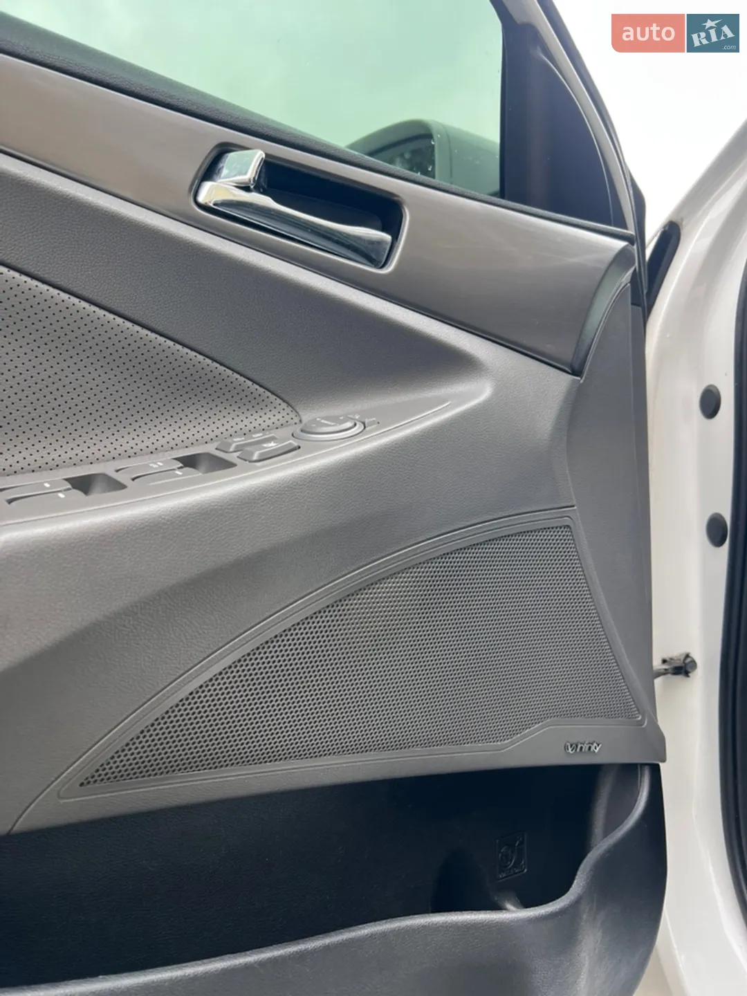 2014 Hyundai Sonata - мініатюра 26