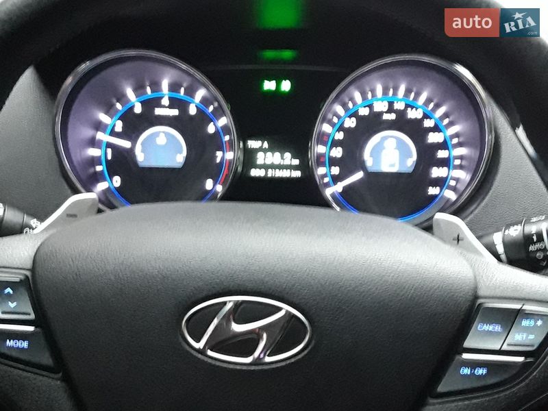 Седан Hyundai Sonata 2010 в Ромнах фото 46 Седан Hyundai Sonata 2010 в Ромнах