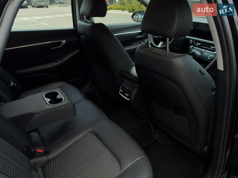 Седан Hyundai Sonata 2023 в Киеве