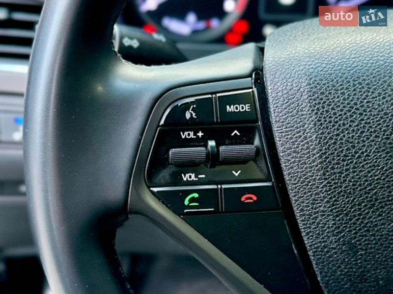 Седан Hyundai Sonata 2015 в Киеве фото 24 Седан Hyundai Sonata 2015 в Киеве