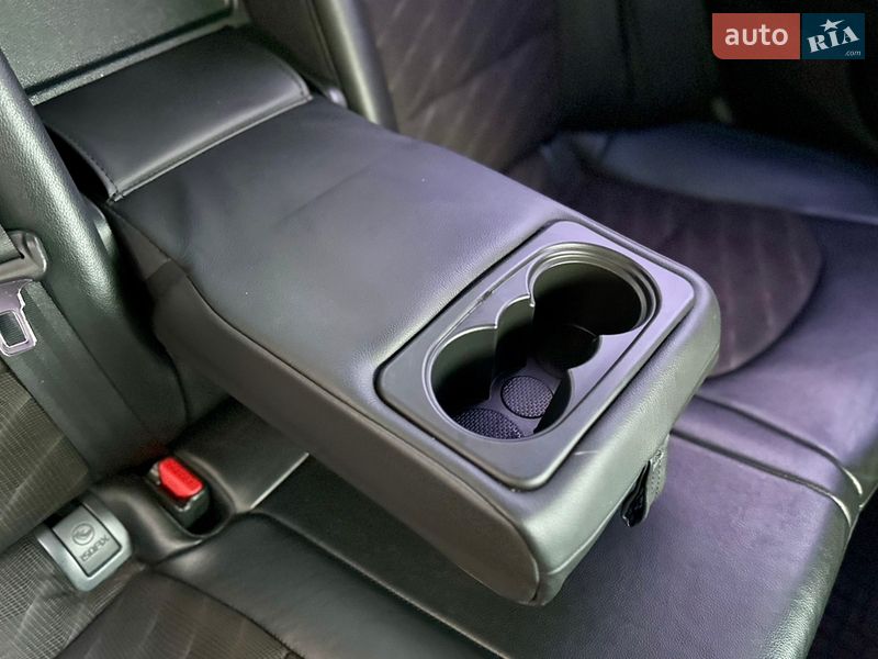 Седан Hyundai Sonata 2015 в Киеве фото 40 Седан Hyundai Sonata 2015 в Киеве