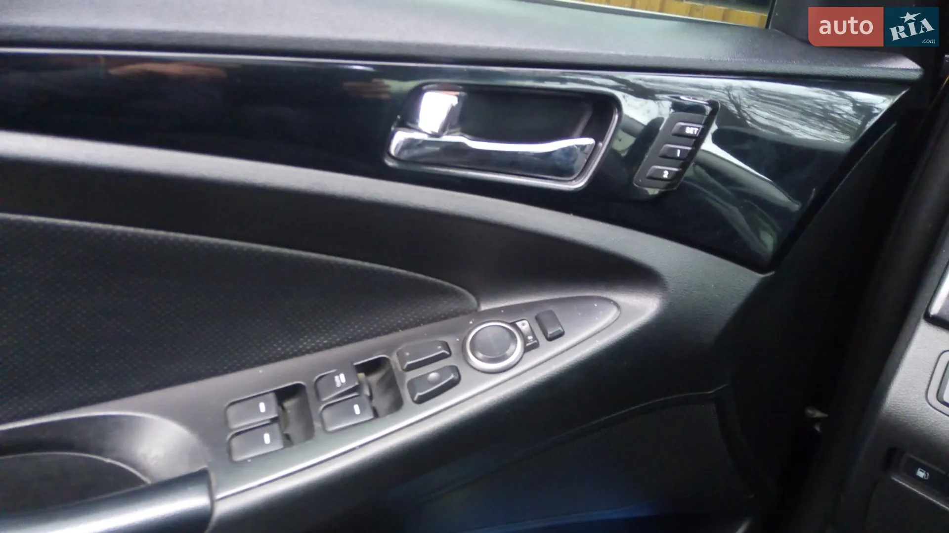 2010 Hyundai Sonata - мініатюра 14