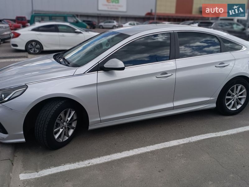 Седан Hyundai Sonata 2017 в Львові