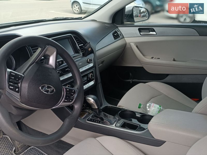 Седан Hyundai Sonata 2017 в Львові