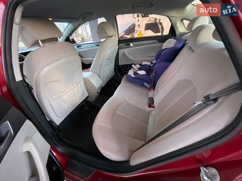 Седан Hyundai Sonata 2015 в Узині