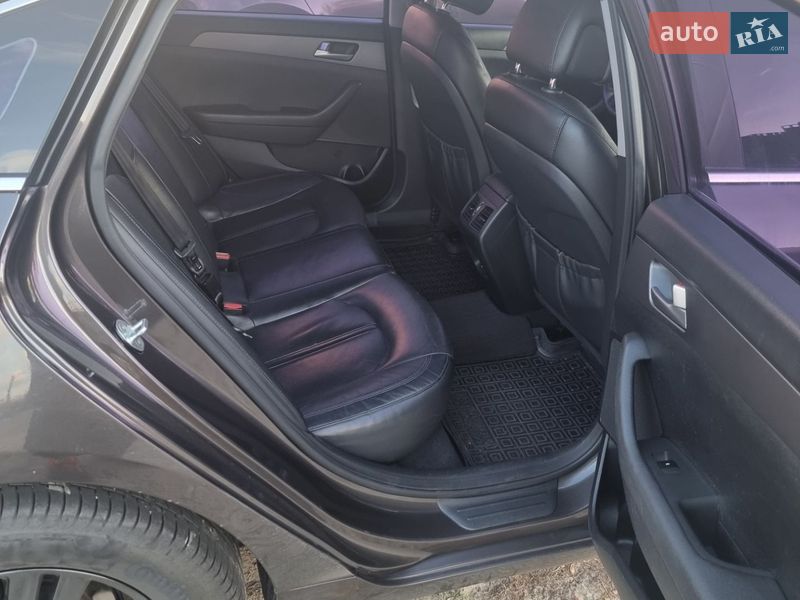 Седан Hyundai Sonata 2015 в Киеве