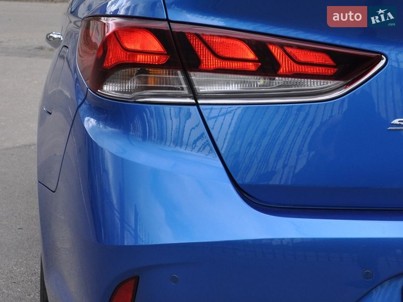 Седан Hyundai Sonata 2017 в Одессе