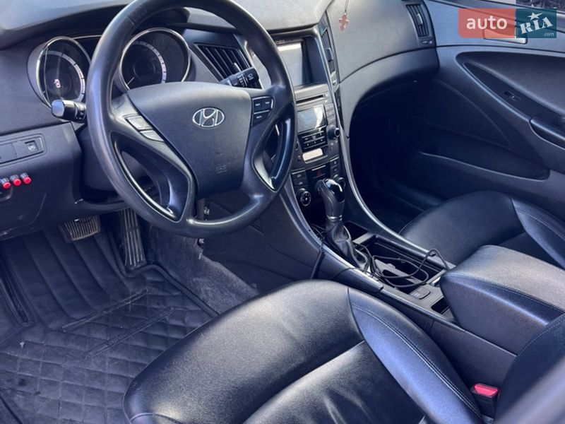 Седан Hyundai Sonata 2013 в Вишневом