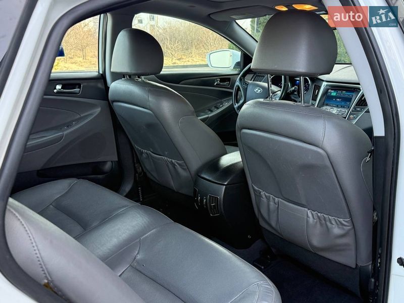 Седан Hyundai Sonata 2013 в Стрые фото 36 Седан Hyundai Sonata 2013 в Стрые