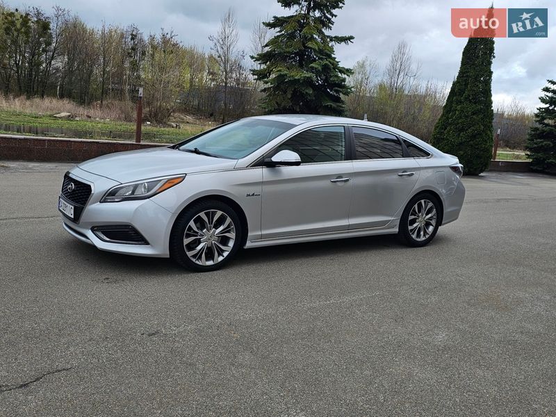 Седан Hyundai Sonata 2015 в Киеве фото 4 Седан Hyundai Sonata 2015 в Киеве